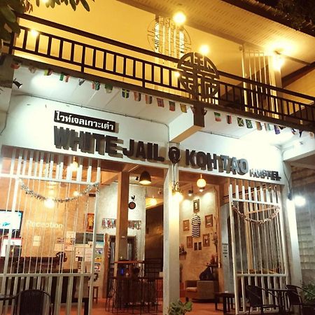 White Jail At Koh Tao Hostel Esterno foto