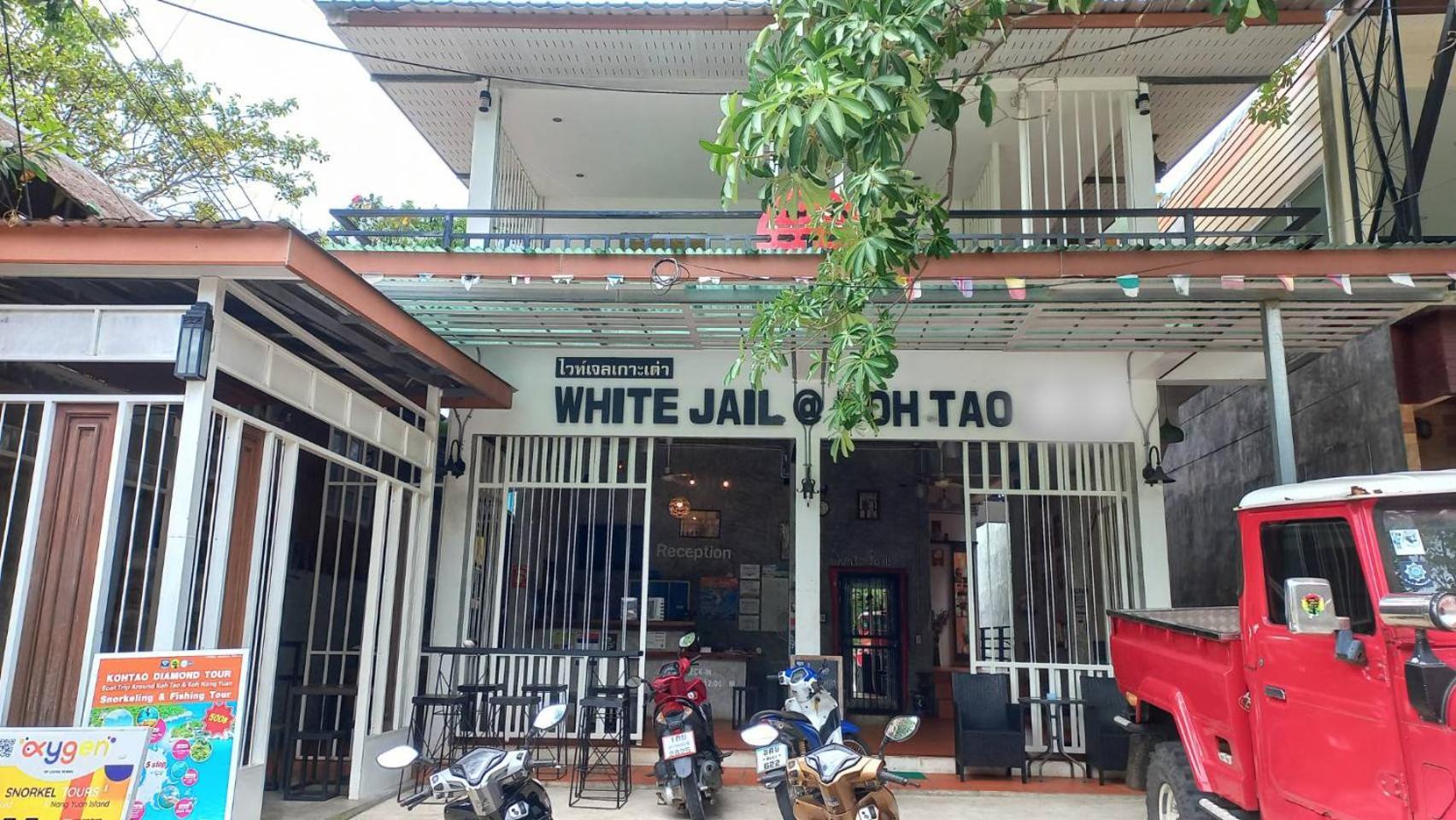 White Jail At Koh Tao Hostel Esterno foto