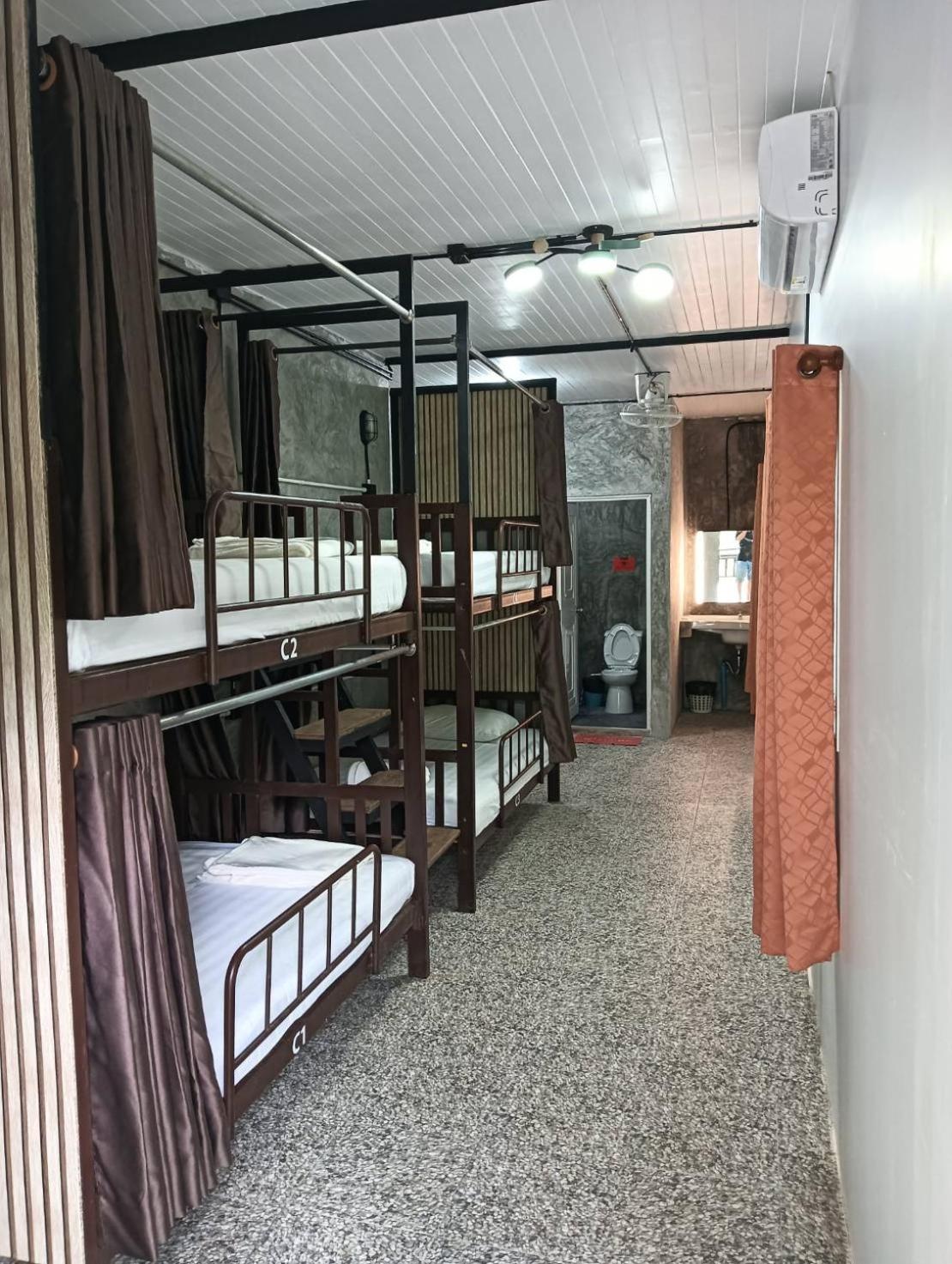 White Jail At Koh Tao Hostel Esterno foto