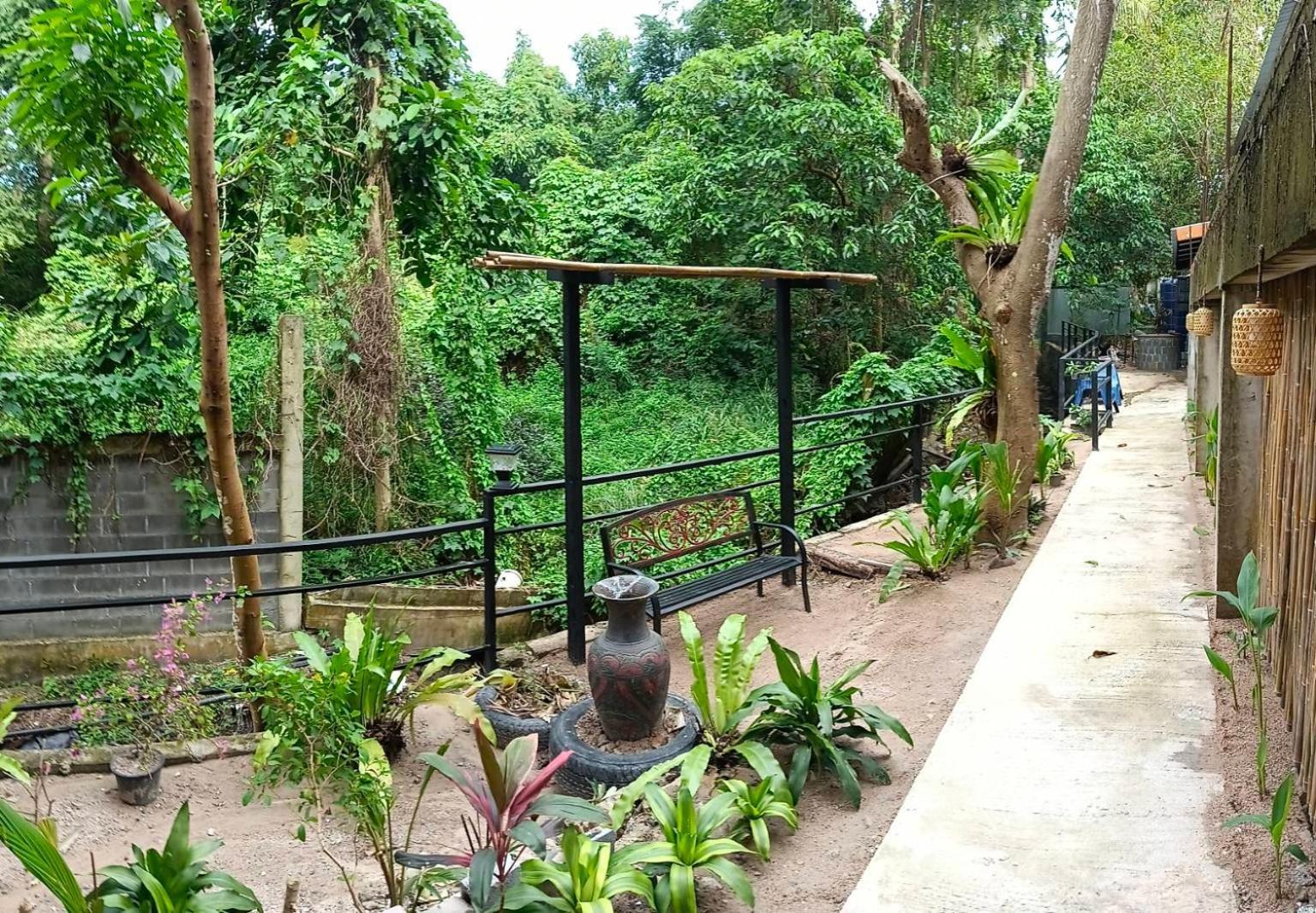 White Jail At Koh Tao Hostel Esterno foto