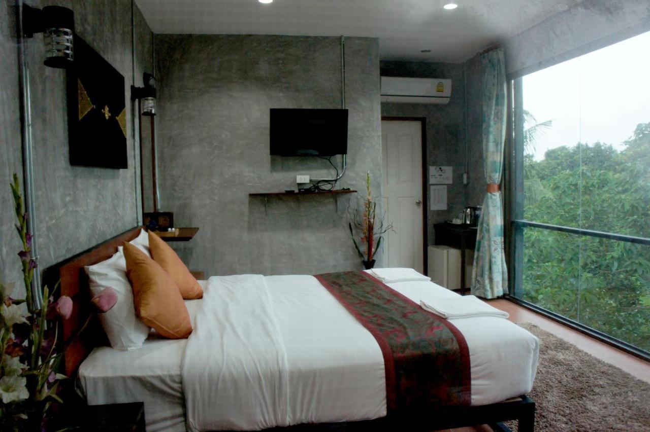 White Jail At Koh Tao Hostel Esterno foto